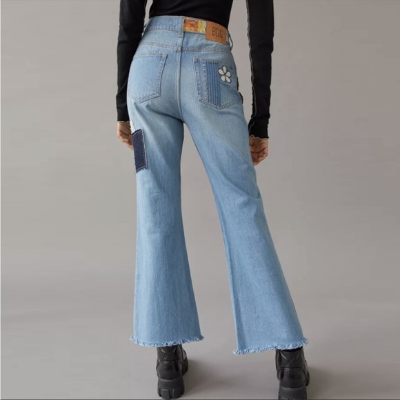 NWT Urban Outfitters BDG High Waisted Indigo Craft Patchwork Flare Jeans 24 - Picture 4 of 13